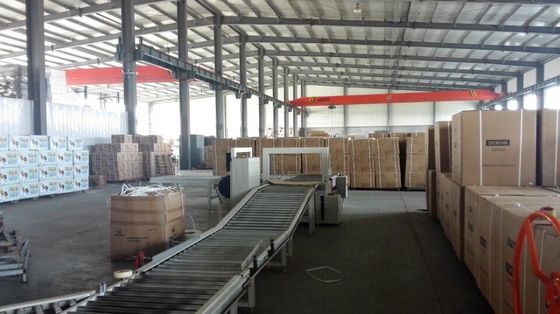 Le cadre a vu que la machine en bois 1100W de Planer a adapté le bois aux besoins du client commercial Planer
