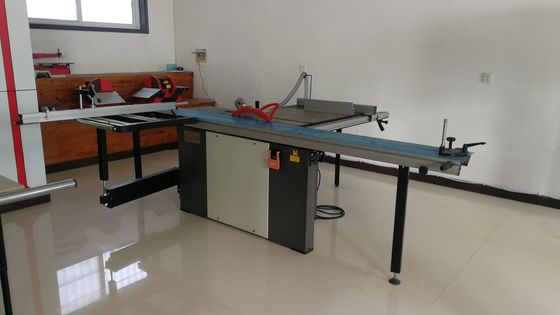 Le panneau électrique en bois résistant de Tableau de la presse à mouler 220V a vu