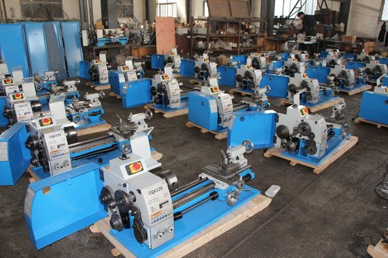 Portez la surface cylindrique de résistance de la machine 1500mm de tour en métal