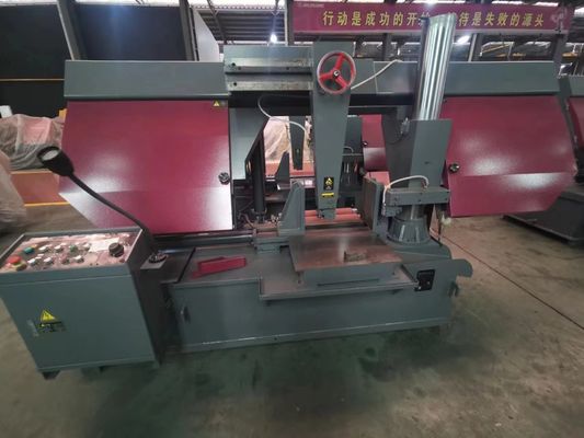 Machine de découpe de métaux électrique cylindrique à bloc
